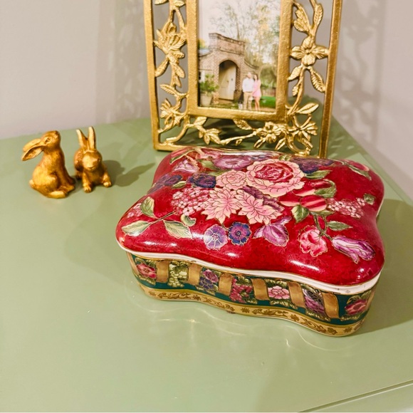 frederick cooper Other - Vintage Frederick Cooper Porcelain box